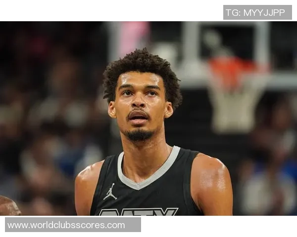 文班亚马法国队首秀狂砍27分轻取意大利引发NBA球探热议