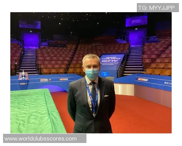 曼城遭欧足联重罚3000万并禁赛一年引发广泛讨论